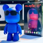 Wholesale Tiny Robot Bear Cub with Cool Sunglasses Portable Wireless Bluetooth Speaker A905 for Universal Cell Phone And Bluetooth Device (Blue)